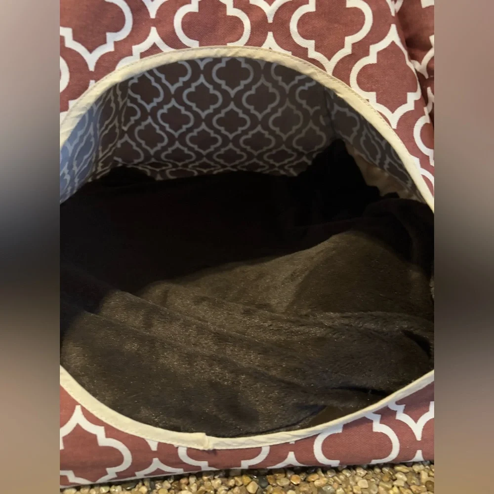 Brand new cat tent